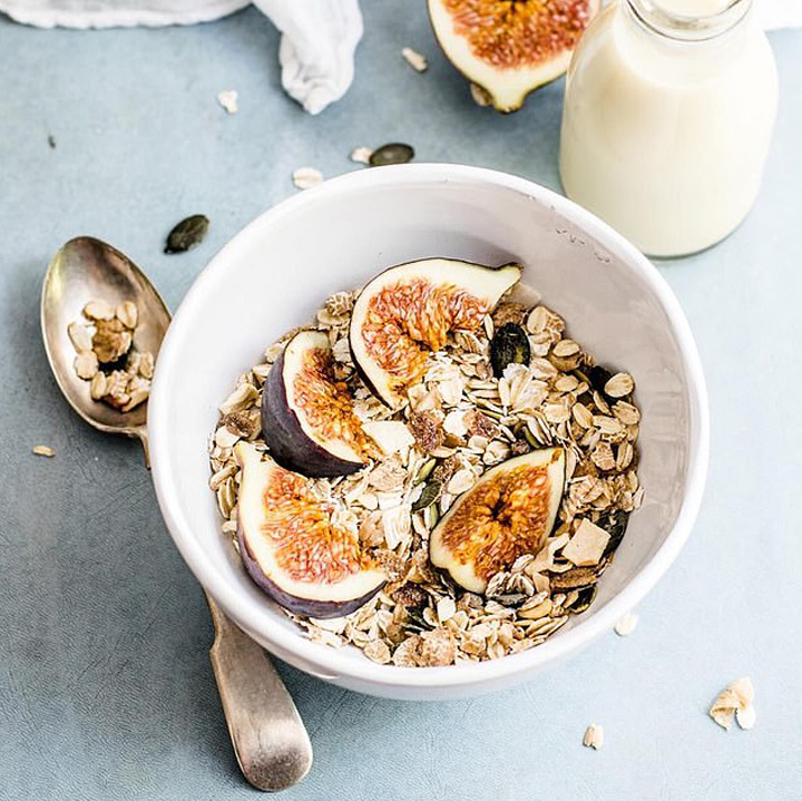 Granola bowl with fresh figs at QuickBite